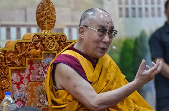 Dalai-Lama-gives-teaching-for-Tibetan-youth-in-Dharamsala.jpg