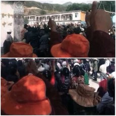 Tibetan-protesters-calling-for-the-release-of-their-leader-Wangdak.jpg