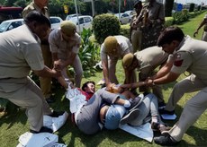 Tibetan-protesters-storm-Chinese-Embassy-in-New-Delhi-01.JPG