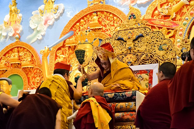 Long-Life-Offering-Ceremony-for-Dalai-Lama-at-Sherabling-monastery.jpg