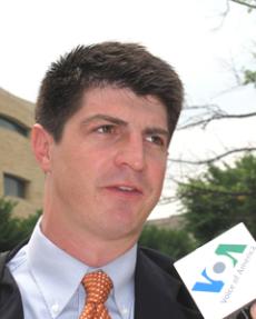 申克尔不敢信任让中国管理云端讯息 申克尔不敢信任让中国管理云端讯息