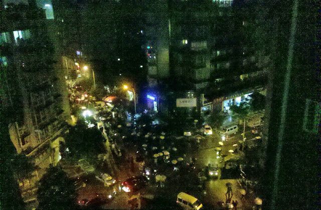 重庆万盛再起风云 全区罢市 万人散步