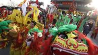 Chinese performers form up outside Longtan park for the opening of the temple fair in Beijing, China, Wednesday, Feb. 2, 2011. (Foto:Ng Han Guan/AP/dapd)