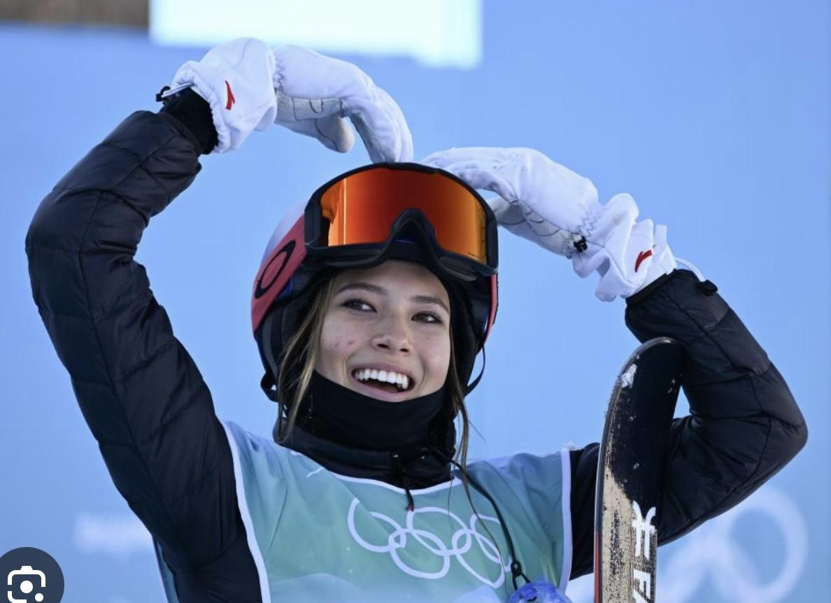 谷爱凌的前情后事/高瞻