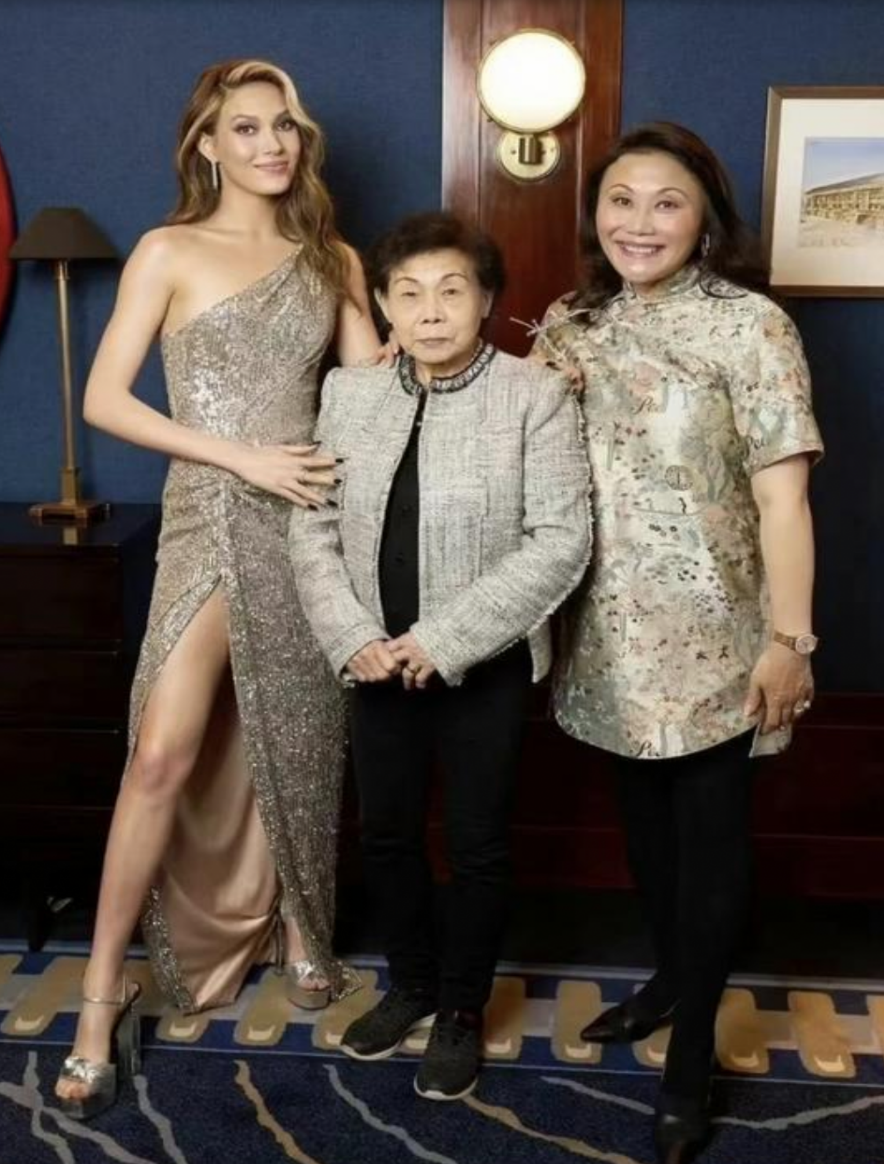 谷爱凌的前情后事/高瞻